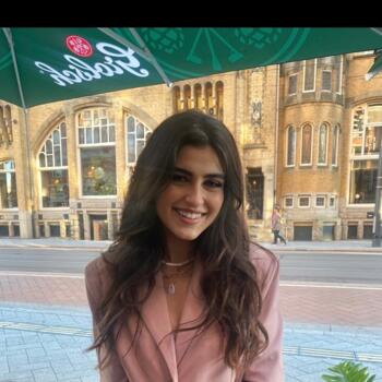 Oppas in Haarlem: Esra