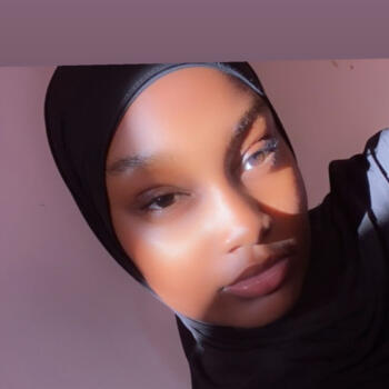 Babysitter in Bondy: Aicha