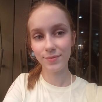 Babysitter in Pelotas: Ana Júlia