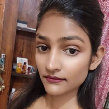 Babysitter Bengaluru: Zoya