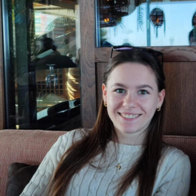 Babysitter in Argelès-sur-Mer: Lou Ann