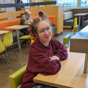 Babysitter in Mount Pleasant (Wisconsin): Kyihla