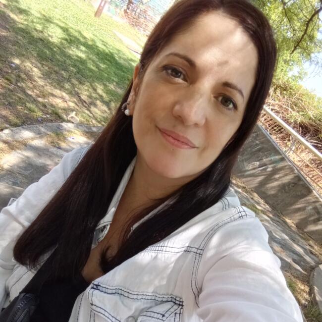 Babysitter in Rosario: Lucila