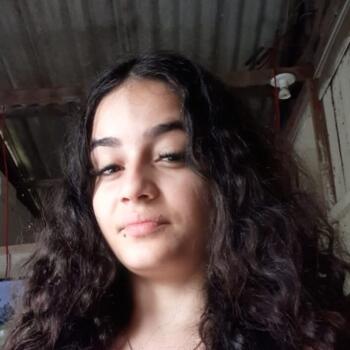 Babysitter in Rio Branco: Manuella