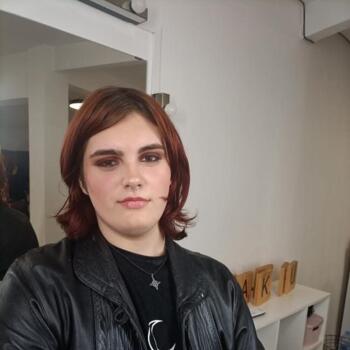 Babysitter in Santa Coloma de Gramenet: Alejandra