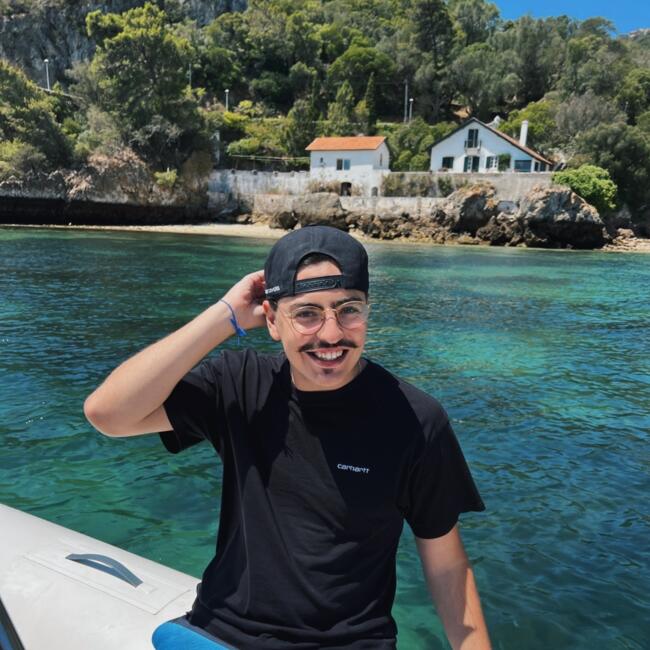 Babysitter em Setúbal: António