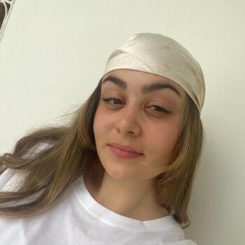 Babysitter Rueil-Malmaison: Belinda