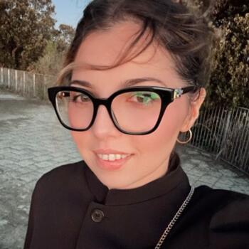 Babysitter in Maasmechelen: Georgiana Alina