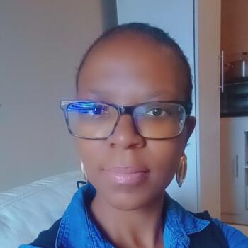 Babysitter in Cape Town: Nqabakazi
