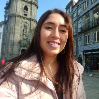Babysitter in Maia: Luciana Cristina