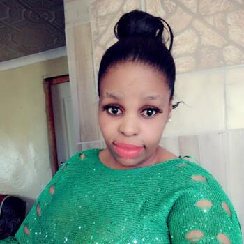 Babysitter Port Elizabeth: Andiswa