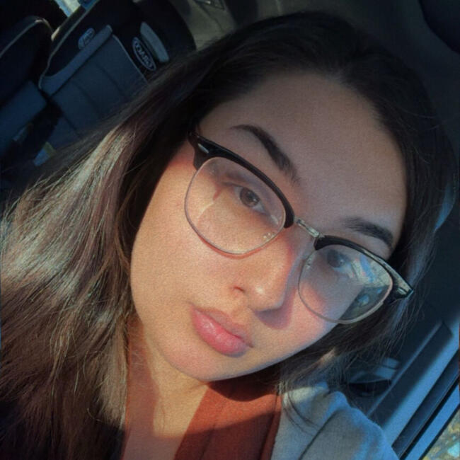 Babysitter in Swansea: Melissa