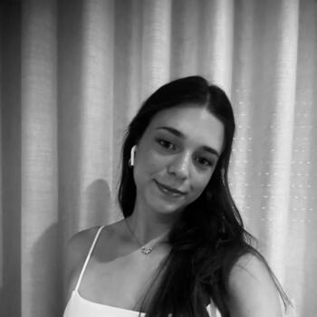 Babysitter in Ermesinde: Laura