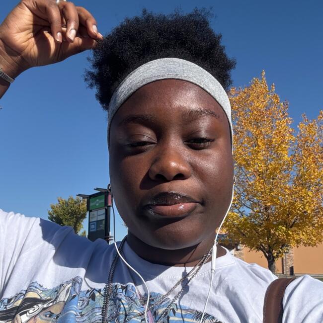 Babysitter in Lethbridge: Louisa