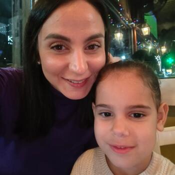 Babysitter in Mésa Geitoniá: ANASTASIA