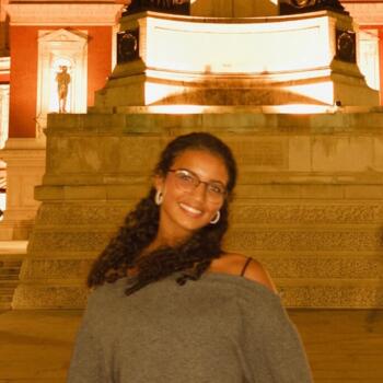 Babysitter em Queluz: Beatriz