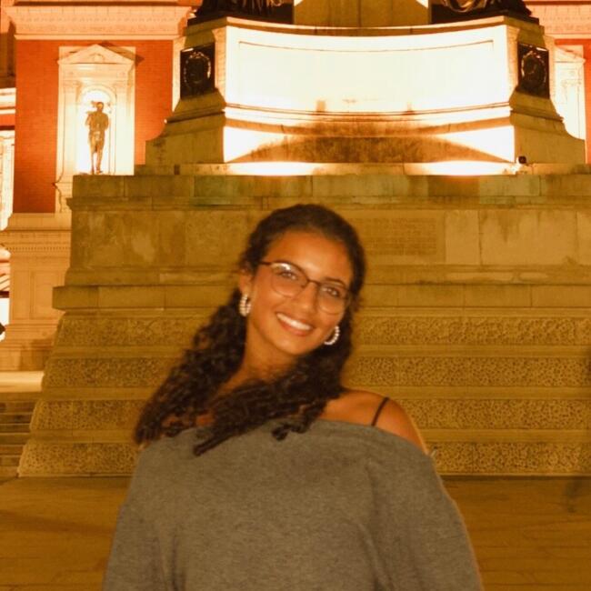 Babysitter em Queluz: Beatriz