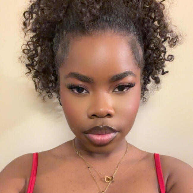 Babysitter in Lyon: Océane soraya