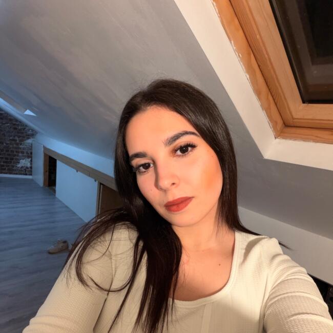 Babysitter in Brussels: Mariam