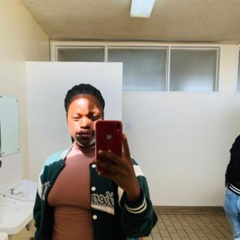 Babysitter in Port Elizabeth: Queen