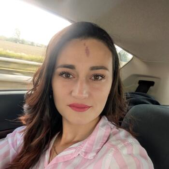 Babysitter Job in Sint-Truiden: Babysitter Job Yoanna