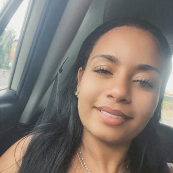 Babysitter in Cartago: Elizabeth