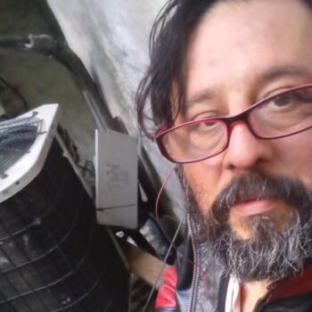 Babysitting job in Buenos Aires: babysitting job Hector Leonardo Tucci