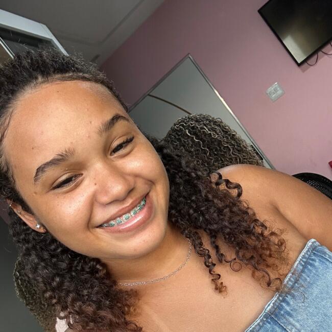 Babysitter in Salvador: Marielle