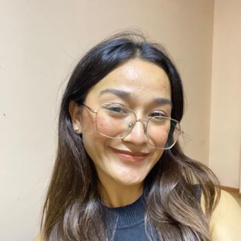 Nanny in Bangkok: Priya