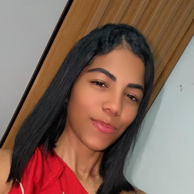 Babysitter in Uberlândia: Samira