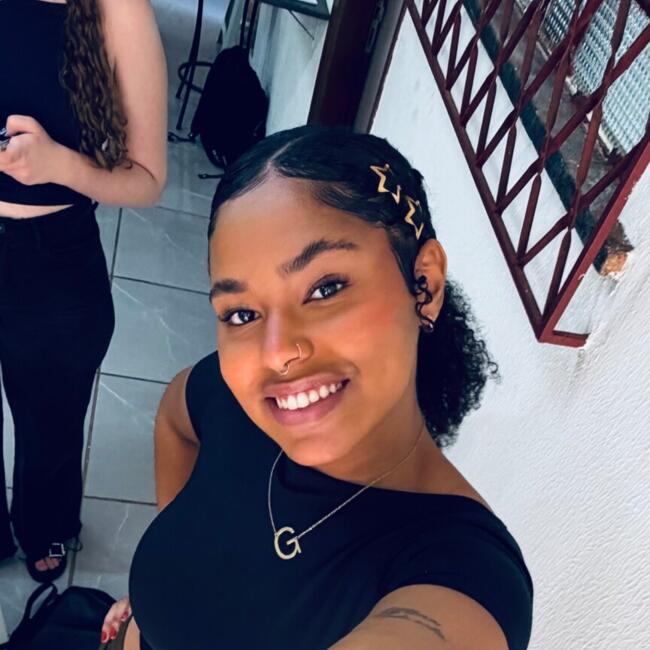 Babysitter in Uberaba: Gabriely