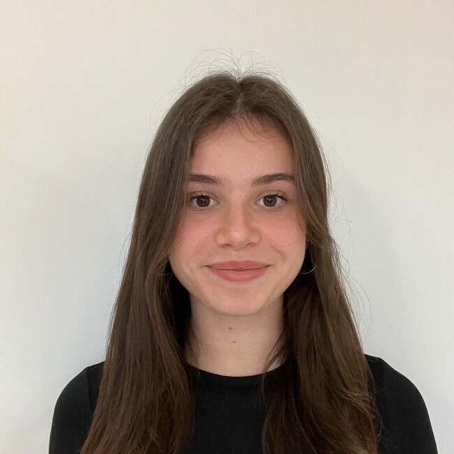 Babysitter in Conflans-Sainte-Honorine: Lou-Anne