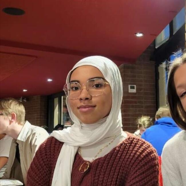 Babysitter in Loos: Kayissa