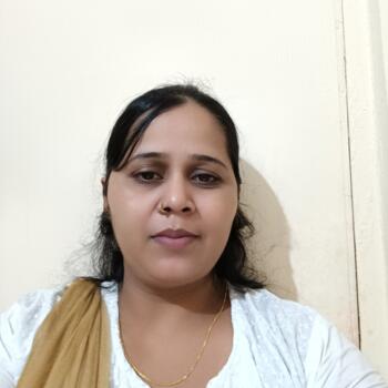 बम्बई में बेबीसिटर: Laxmi