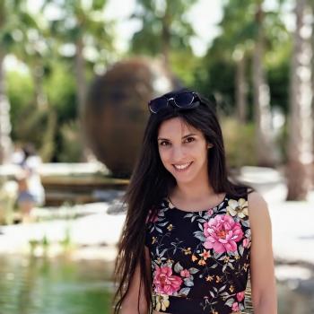 Babysitter em Porto: Renata
