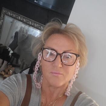 Babysitter Bristol: Roberta (Robbie)