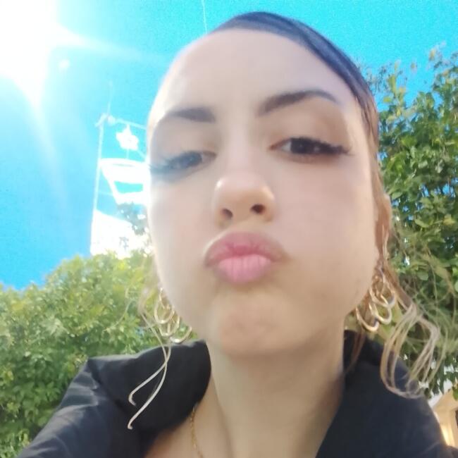 Canguro en Utrera: Noara Ortíz