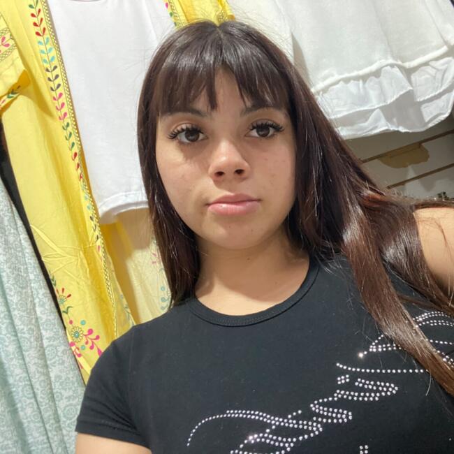 Babysitter in Pilar: Mia