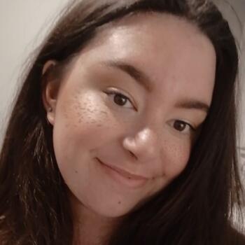 Babysitter in Rangiora: Ashley