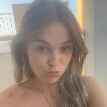 Babysitter in Rennes: Emelyne