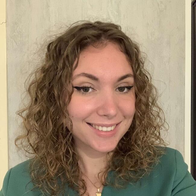 Babysitter in Tarbes: Alexia