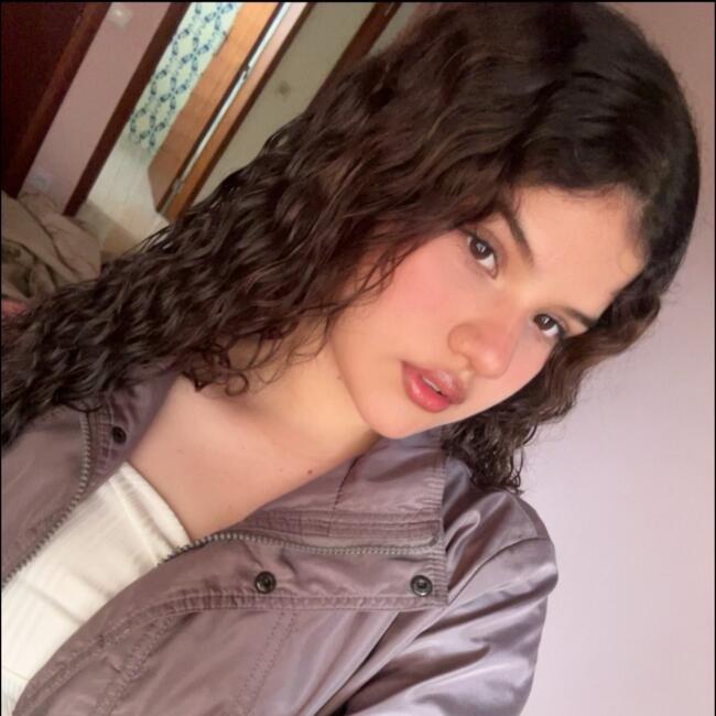 Babysitter στην περιοχή Λεϊρία: Melany