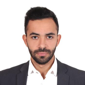 وظيفة جليسة أطفال في أبوظبي: وظيفة جليسة أطفال Mustafa