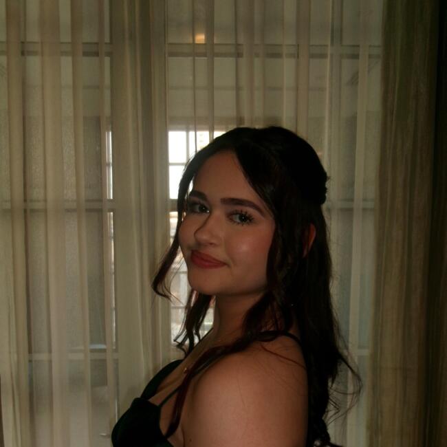 Babysitter in Sydney: Madi