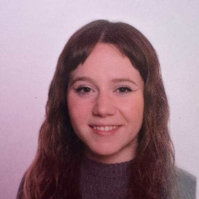Babysitter in Madrid: Alicia
