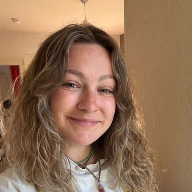 Babysitter in Angers: Louane