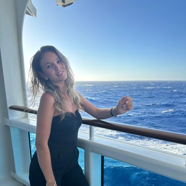 Babysitter in Tourrettes: Angelina