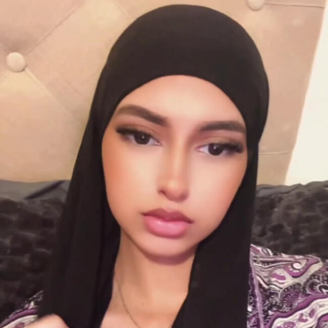 Babysitter in Libourne: Hajar