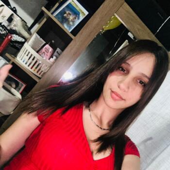 Niñera en Ciudad de la Costa: Morena