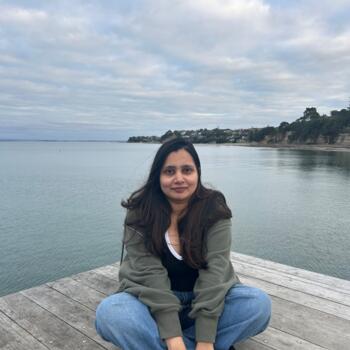 Babysitter in Auckland: Kinjal